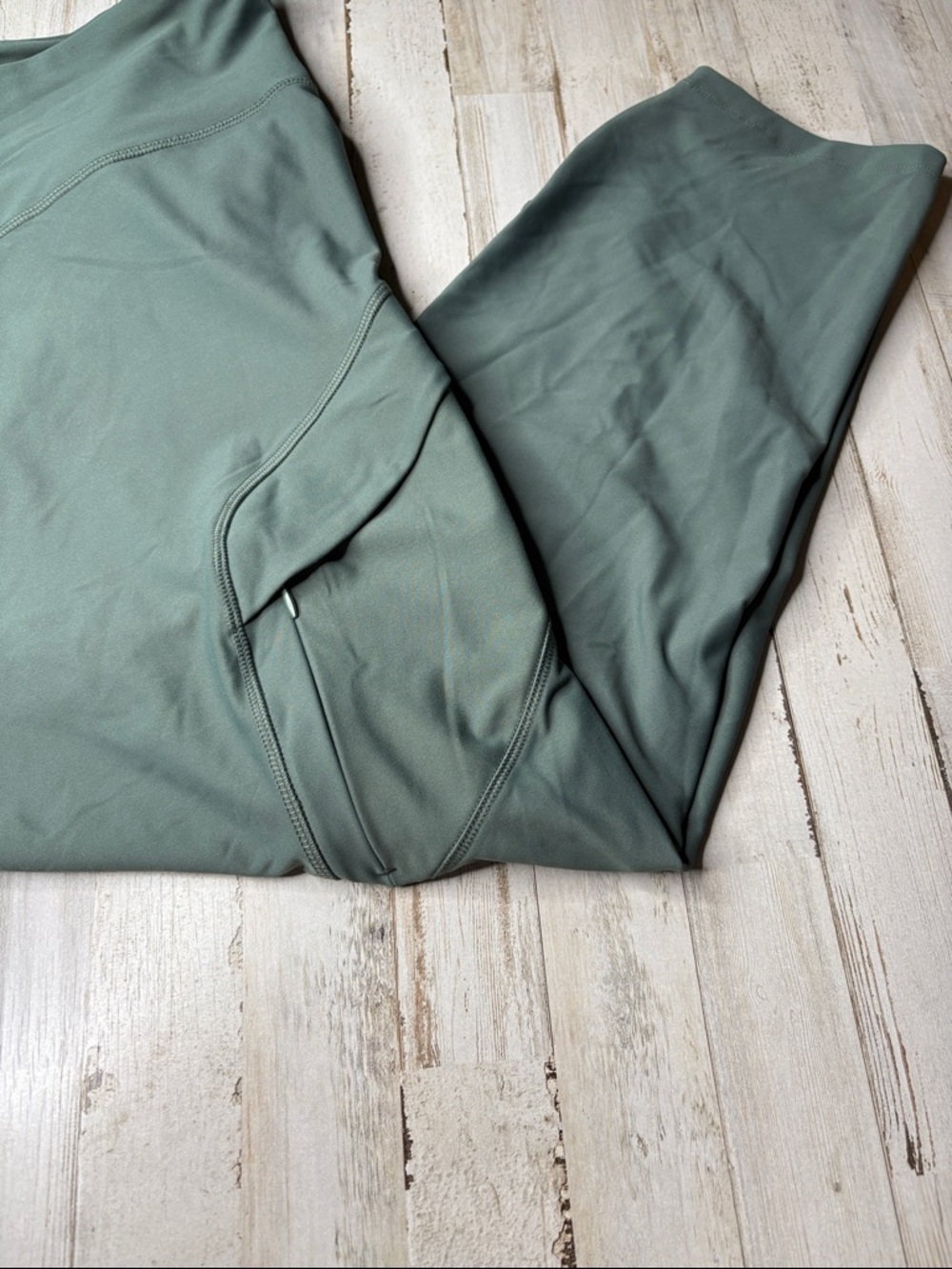 Old Navy Active Powersoft High-Rise Leggings 4X - Picture 3 of 14